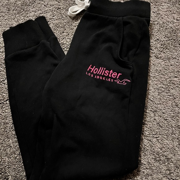 xs Hollister sweatpants - Picture 2 of 3
